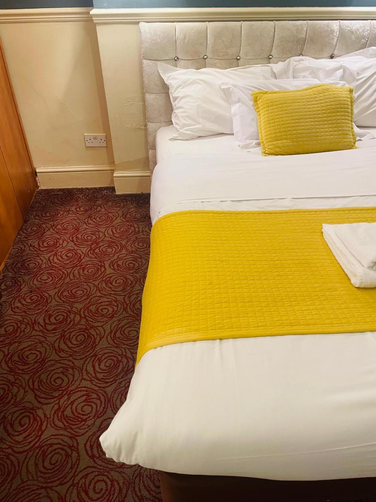 Eurobar & Hotel Οξφόρδη Εξωτερικό φωτογραφία